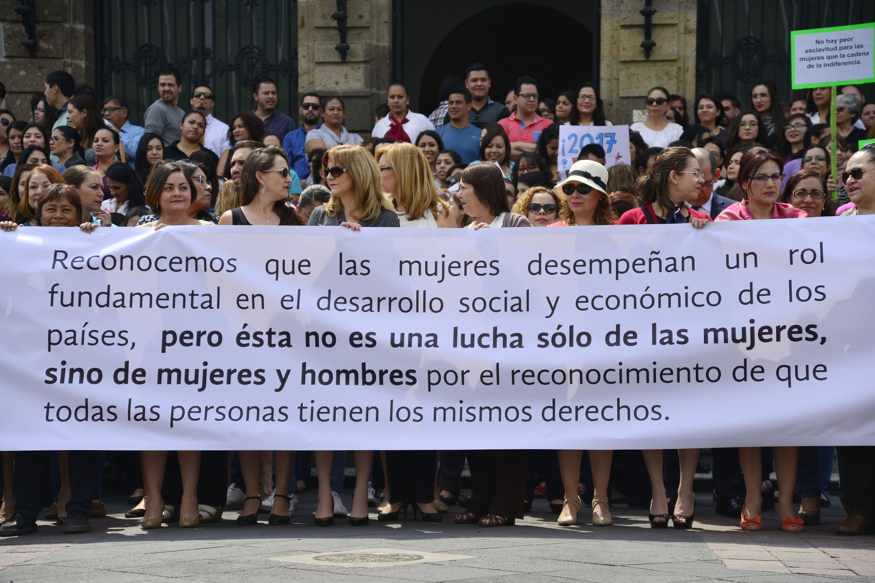Realiza Udeg Paro Simbólico Por Los Derechos De Las Mujeres Universidad De Guadalajara