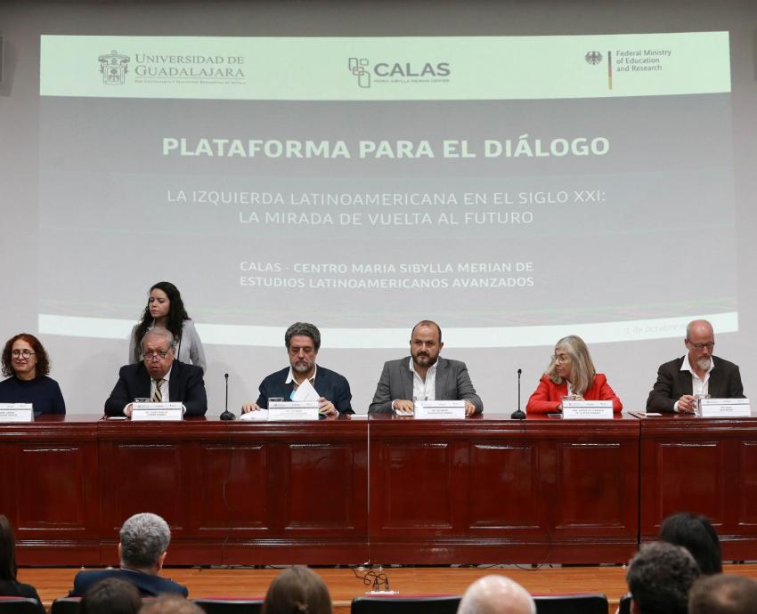 Especialistas de doce países, reunidos en la UdeG, discuten sobre el rumbo de la izquierda latinoamericana