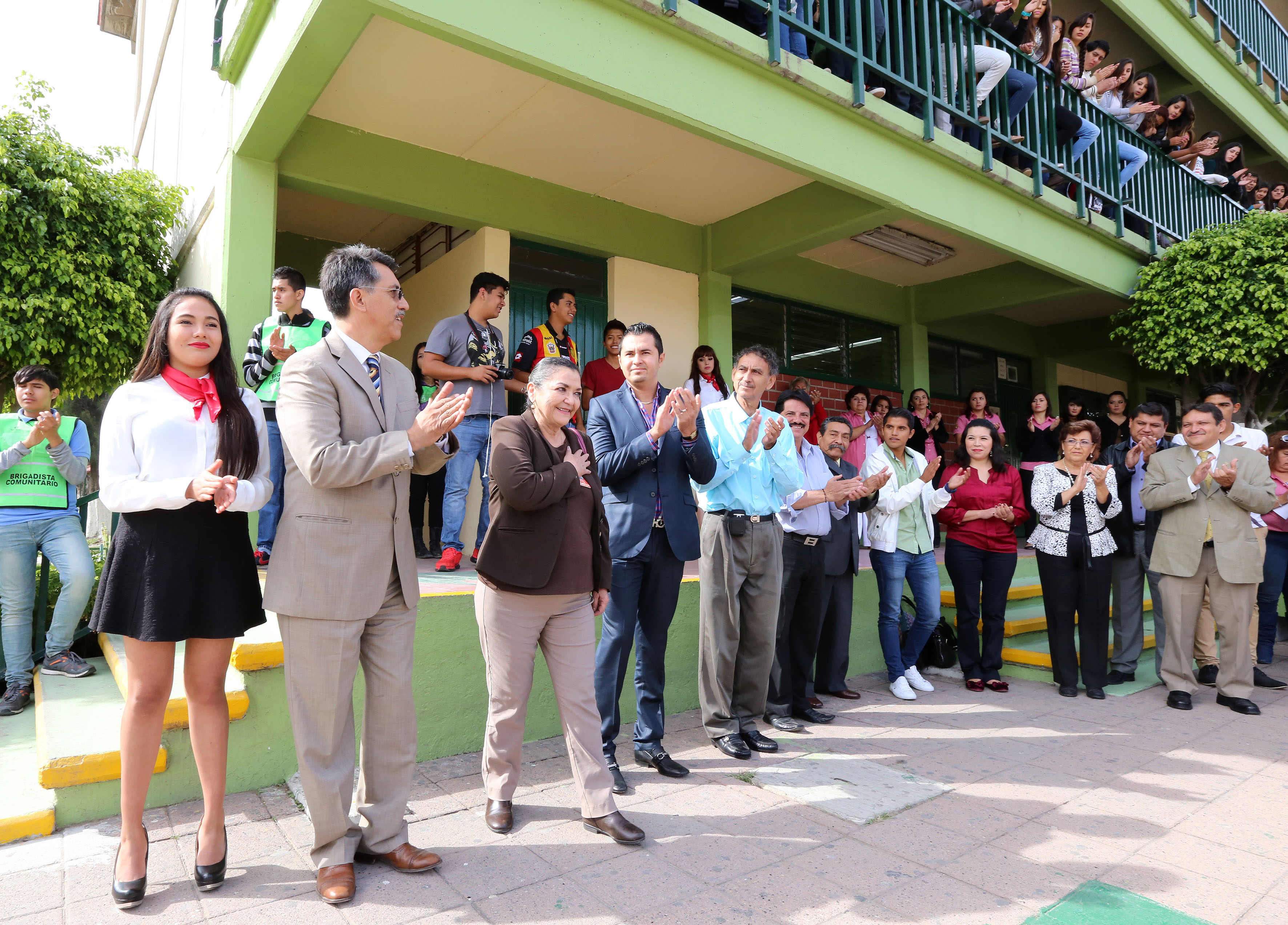 Foto de la celebración de la Escuela Preparatoria de Tonalá