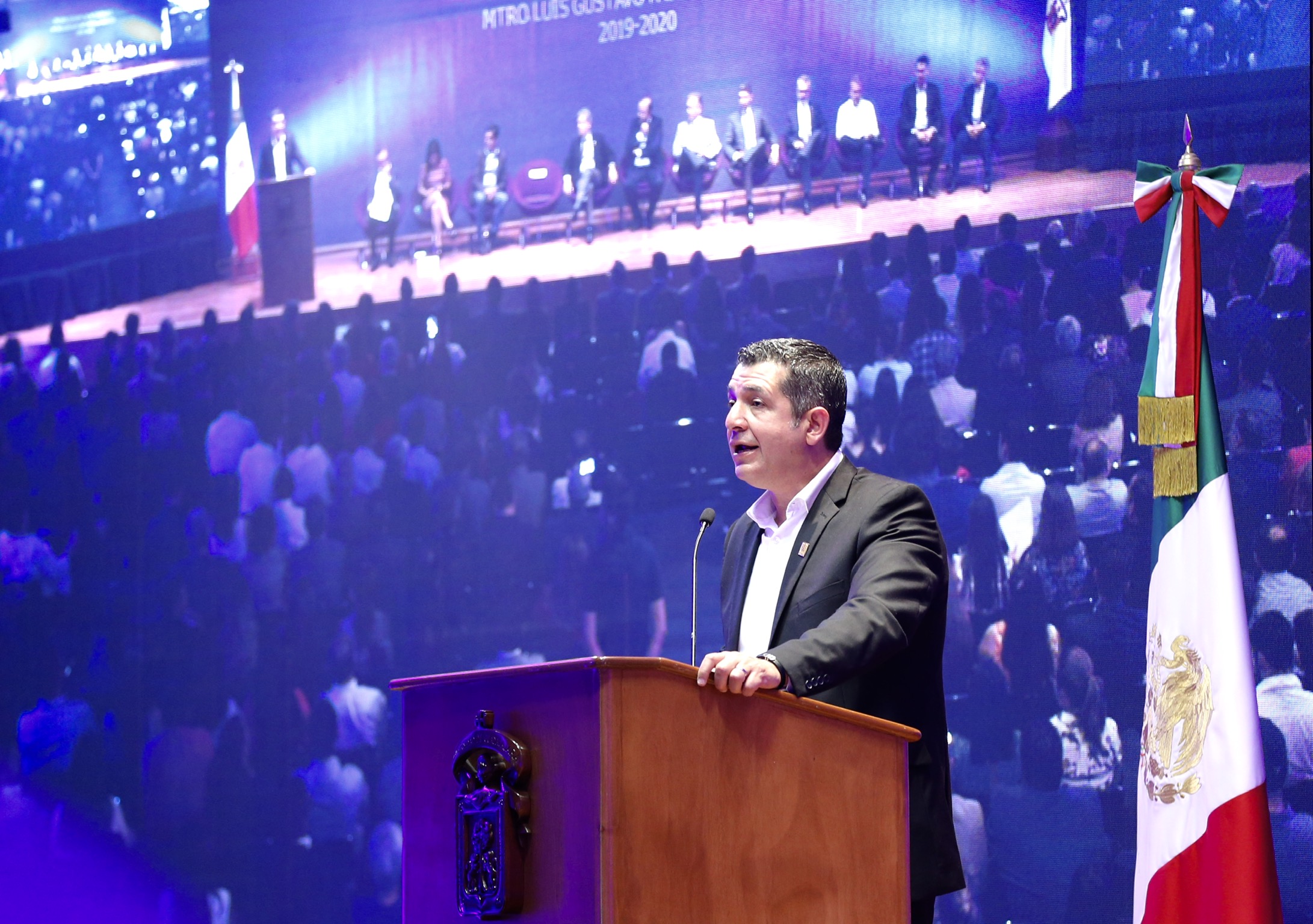 El Rector de este campus, maestro Luis Gustavo Padilla Montes, en uso de la voz