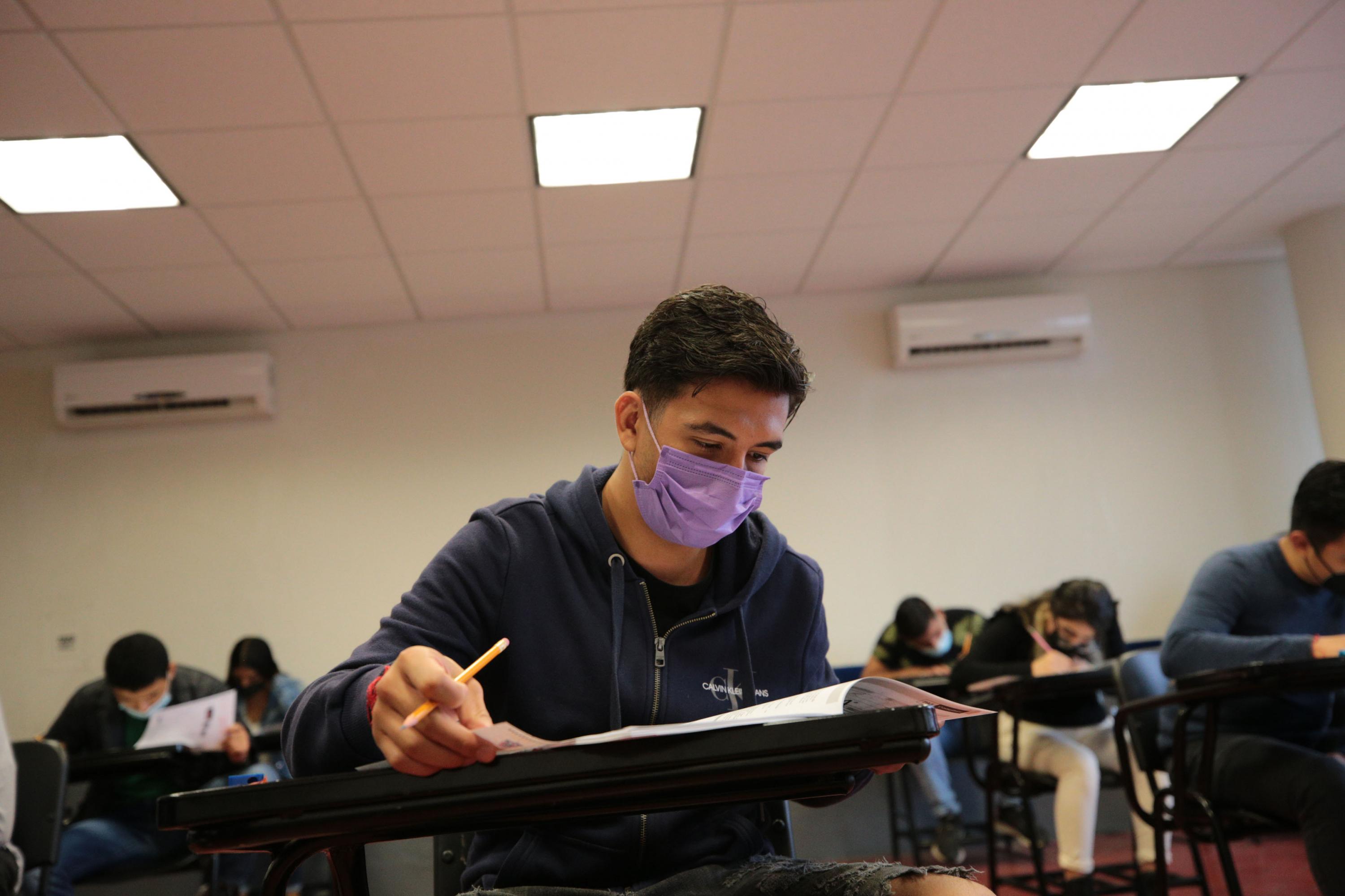 Realizan jornada de aplicación de la PAA en 13 centros universitarios con aforos reducidos y medidas sanitarias
