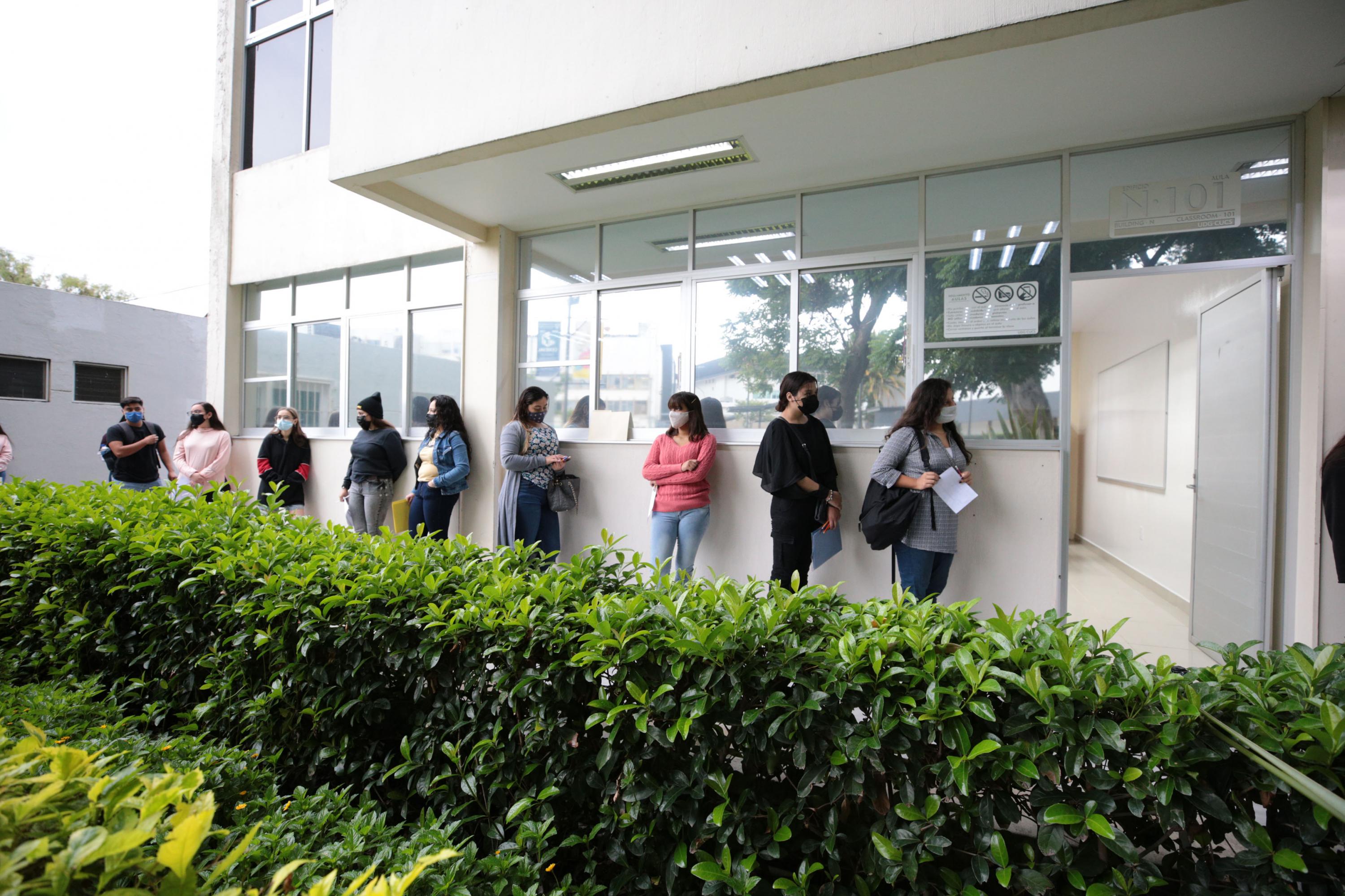 Realizan jornada de aplicación de la PAA en 13 centros universitarios con aforos reducidos y medidas sanitarias
