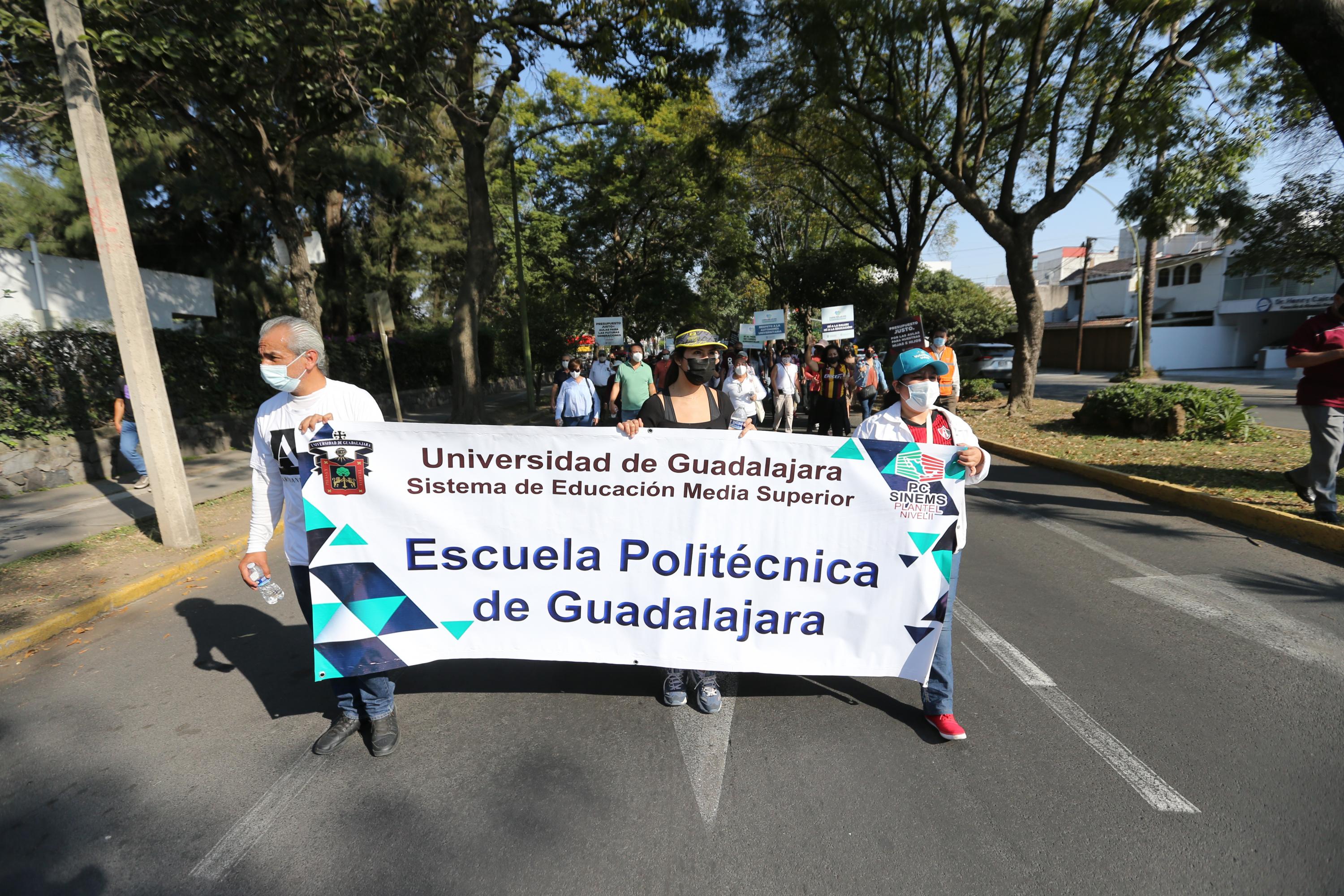 Encabeza Escuela Politécnica de Guadalajara la trigésimo novena caminata en  favor de la autonomía universitaria | Universidad de Guadalajara
