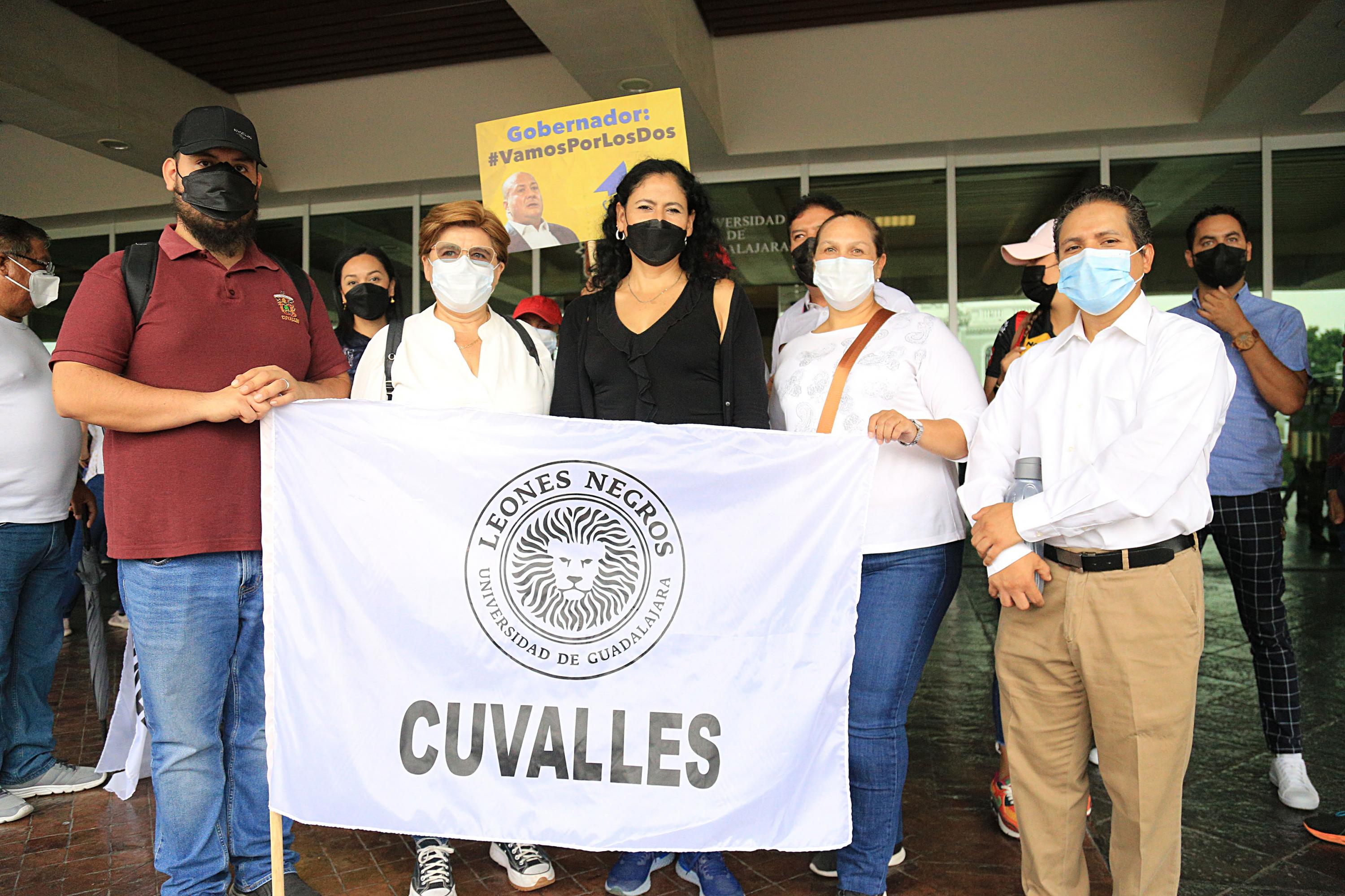 Contingente realizó la Caminata por la Autonomía, la Salud y la Educación 124 rumbo a Casa Jalisco 