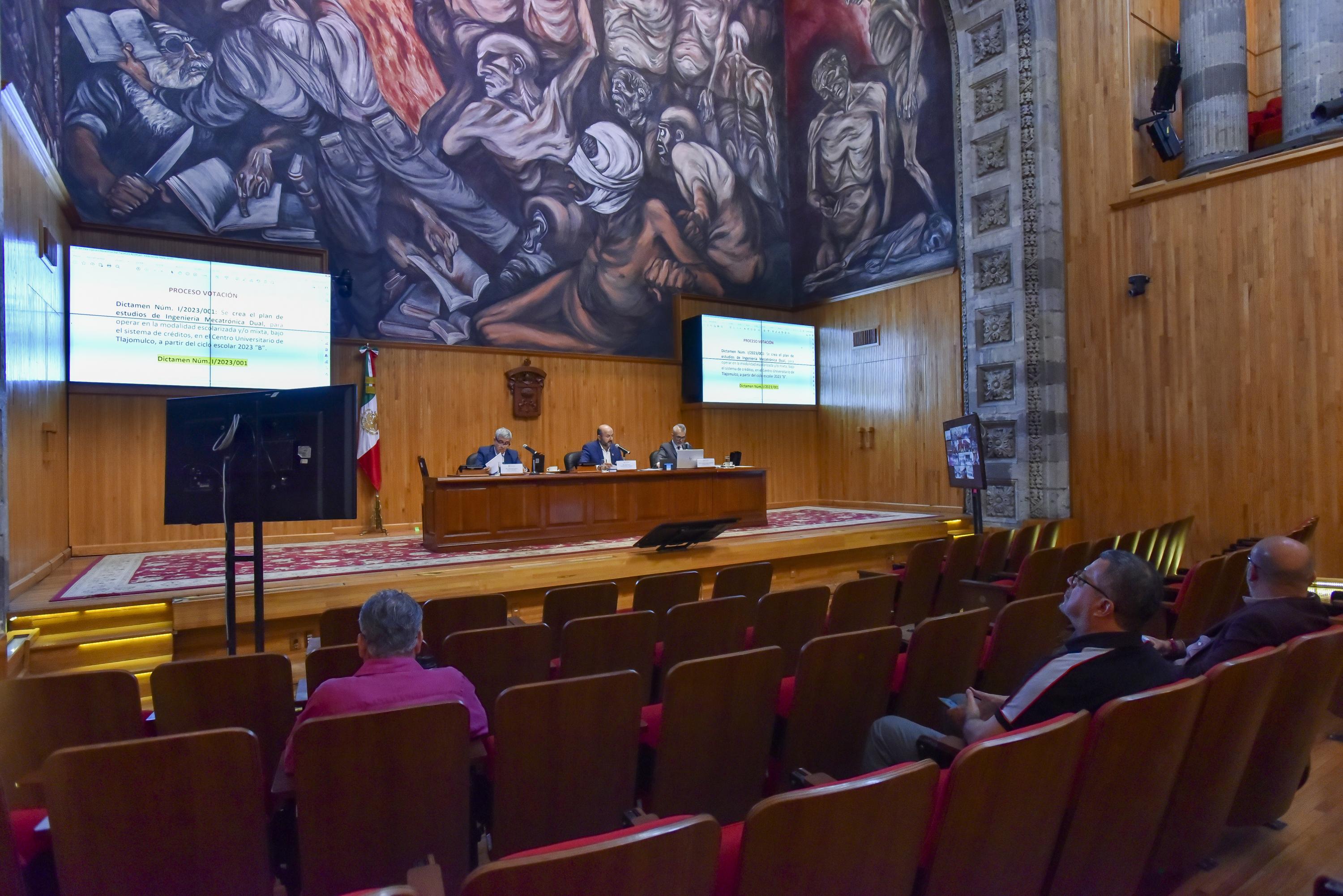 En Sesión extraordinaria, el Consejo General Universitario aprobó la información financiera de la Universidad para ser sometida a auditorías del ejercicio 2022