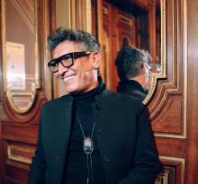 De las aulas a París: participa docente de CUAAD en Semana de la Moda en París