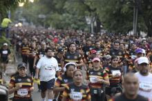 Ruge la manada en la 8va Carrera Leones Negros de la UdeG