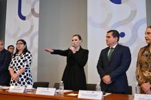 Rinde protesta la doctora Isabel López Pérez, primera Rectora del CUAAD