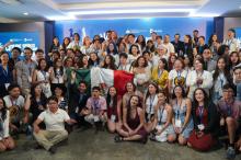 Participan universitarios en Mundial de Debate Universitario en español