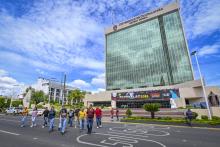 Evacúa UdeG a 227 mil universitarios en simulacro institucional