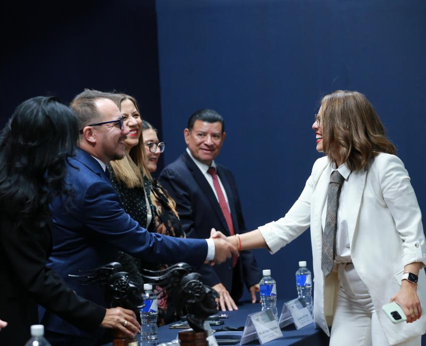 Reconocen la excelencia informativa en la entrega del Premio Jalisco de Periodismo 2025