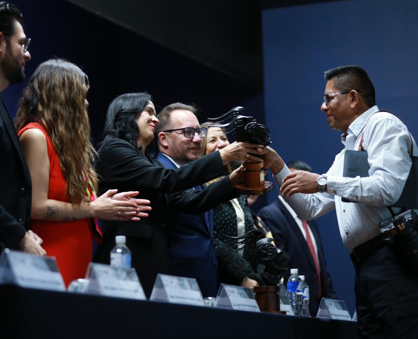 Reconocen la excelencia informativa en la entrega del Premio Jalisco de Periodismo 2025