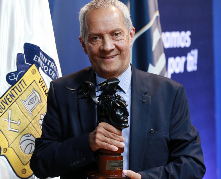 Reconocen la excelencia informativa en la entrega del Premio Jalisco de Periodismo 2025