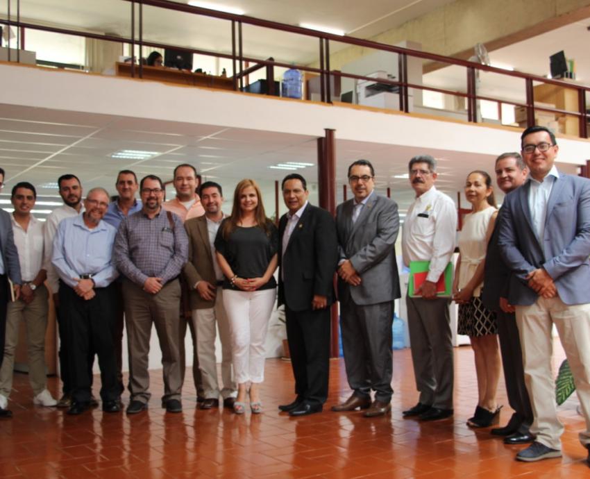 CUAltos colaborará para instaurar el bachillerato tecnológico en  Preparatoria de Tepatitlán