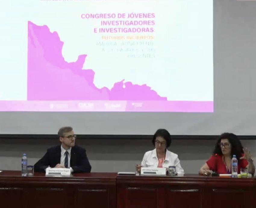 Jóvenes investigadores dialogan sobre retos y soluciones en América Latina