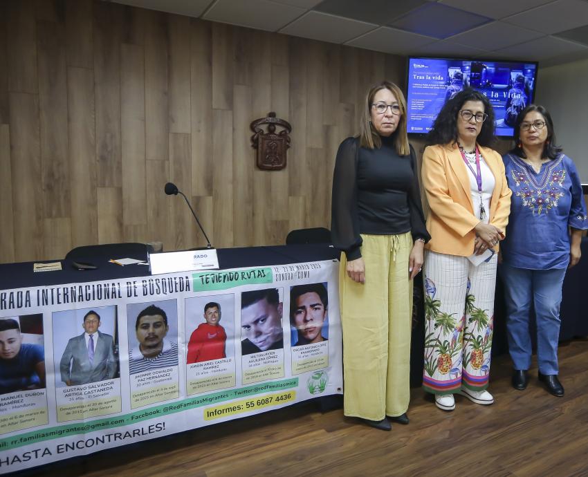 resentan “Tras la vida”, documental sobre la lucha por encontrar a migrantes desaparecidos en México