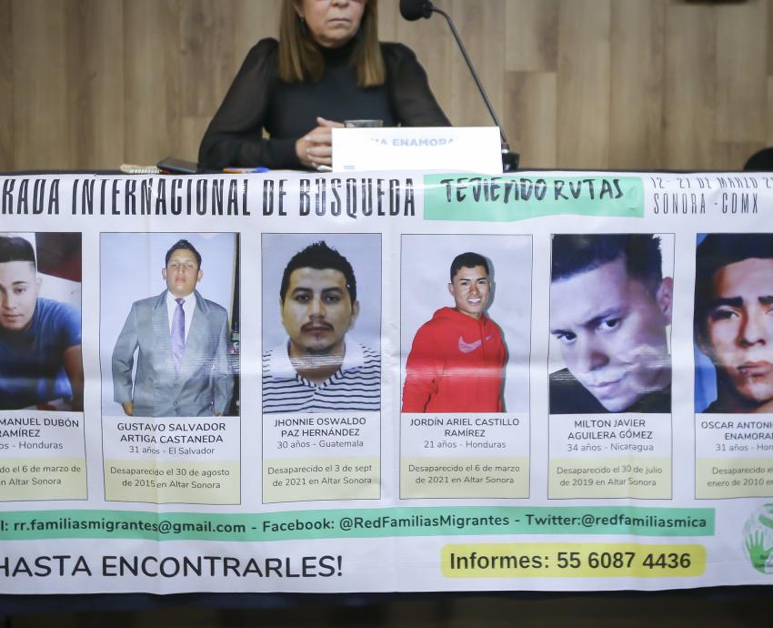 resentan “Tras la vida”, documental sobre la lucha por encontrar a migrantes desaparecidos en México