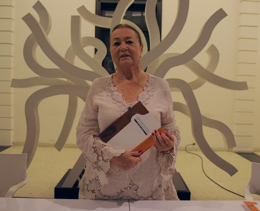Rememoran legado escultórico de Dolores Ortiz, artista y académica del CUAAD