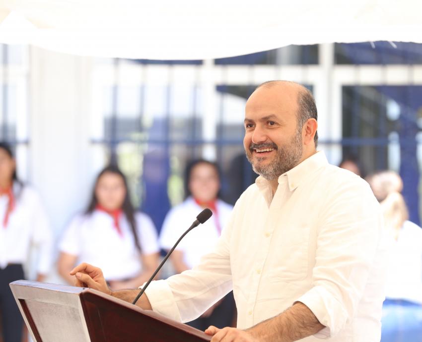 Rector General de la UdeG apadrina a egresados del Módulo Zapotitlán de Vadillo