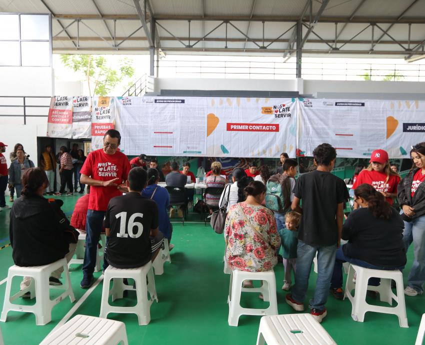 Brigadas Multidisciplinarias "Nos Late Servir", llegaron a la Preparatoria Regional de El Salto