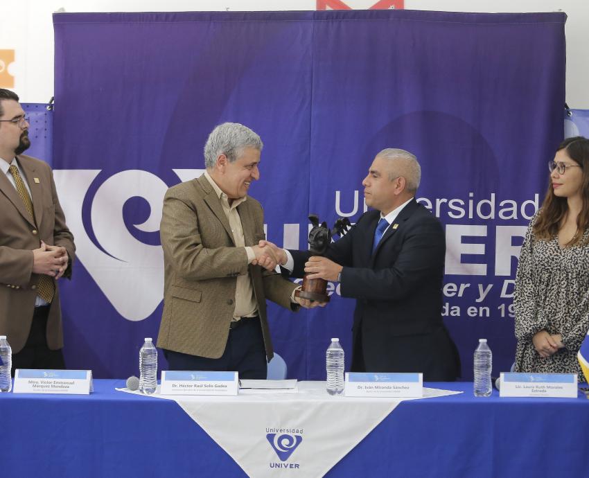 Recibe UdeG presidencia del Premio Jalisco de Periodismo 2023