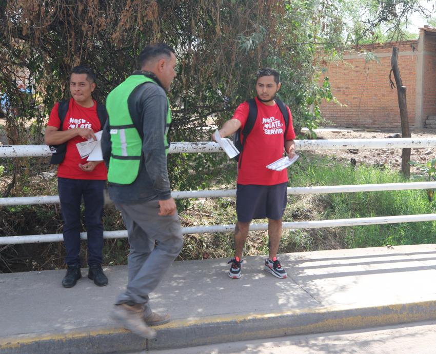 Brigada "Nos late servir" ofrece servicios de salud en Preparatoria de Tlajomulco