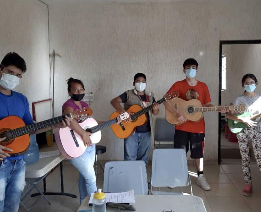 Egresado de la UdeG crea proyecto comunitario musical en Lomas del Centinela, Zapopan
