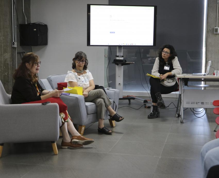 Estudiantes de la UdeG se reúnen para dialogar acerca de los estudios de género