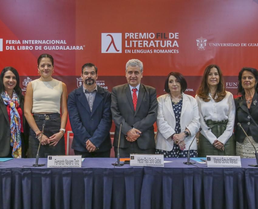 Gana Coral Bracho el Premio FIL de Literatura en Lenguas Romances 2023