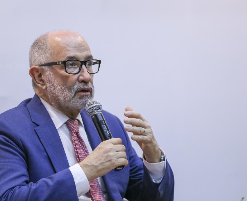 Desentrañan violenta polémica en el caso del atentado contra Gustavo Díaz Ordaz