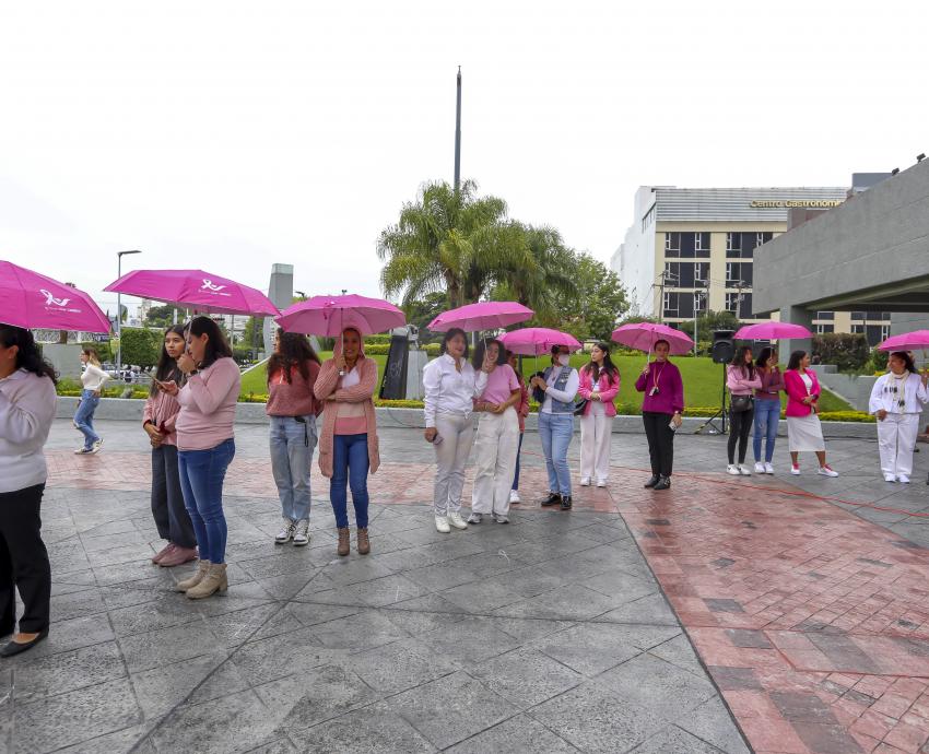 UdeG se suma a la conmemoración de la lucha contra el cáncer de mama