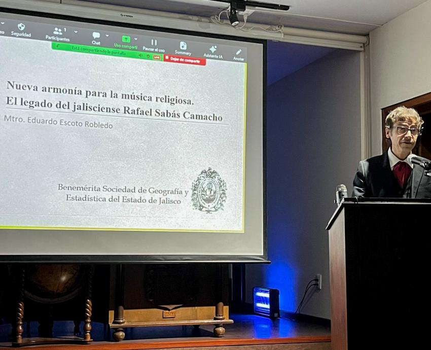 Ingresa Eduardo Escoto, académico del CUAAD, a la Benemérita Sociedad de Geografía y Estadística del Estado de Jalisco