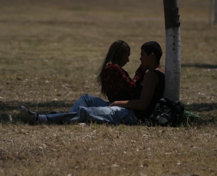 Los mitos del amor romántico, “caldo de cultivo” para las violencias entre parejas, advierten especialistas