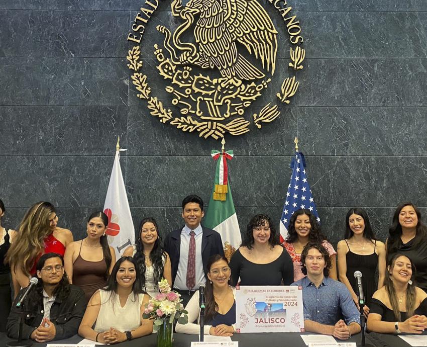 UdeG, anfitrión de jóvenes de origen mexicano que estudian en universidades de EUA