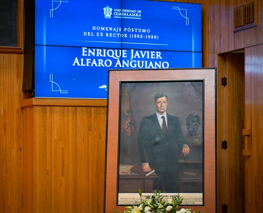 Rinde UdeG homenaje póstumo al Exrector Enrique Javier Alfaro Anguiano