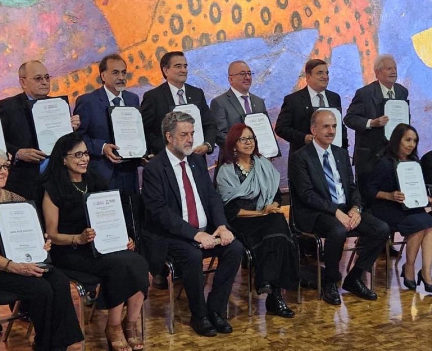 Recibe universitario Premio Nacional de Ciencias, “José Mario Molina Pasquel y Henríquez”