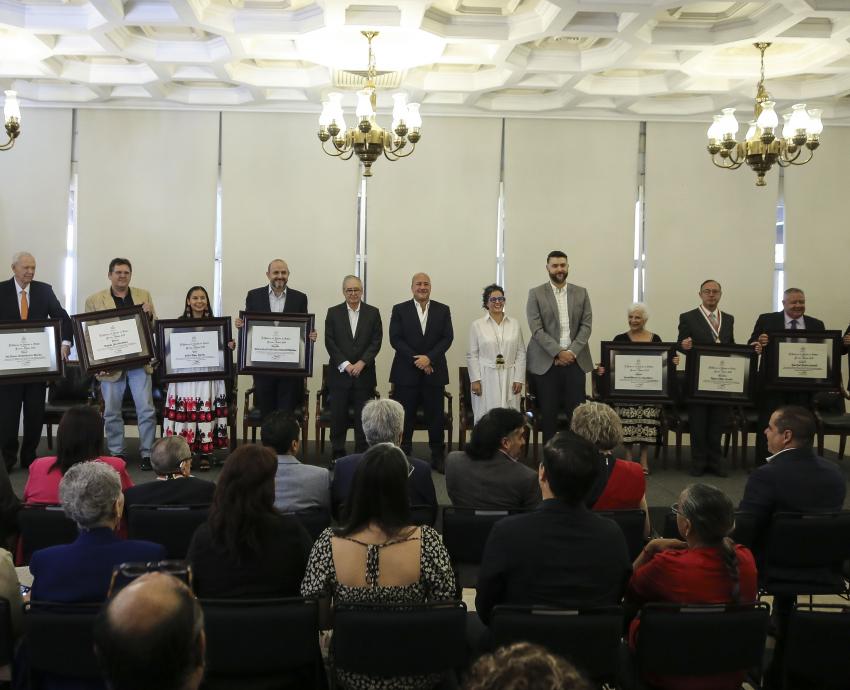 Entregan Premio Jalisco 2024 a Estación Científica “Las Joyas” y a universitarios