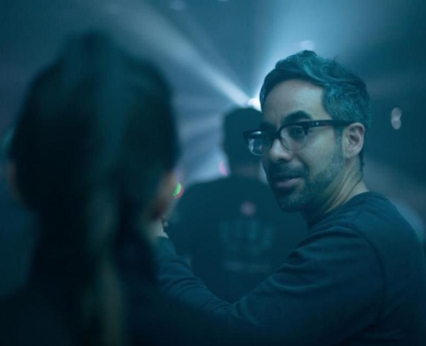 Samuel Kishi presenta nostalgia noventera en “Nadie nos va a extrañar”