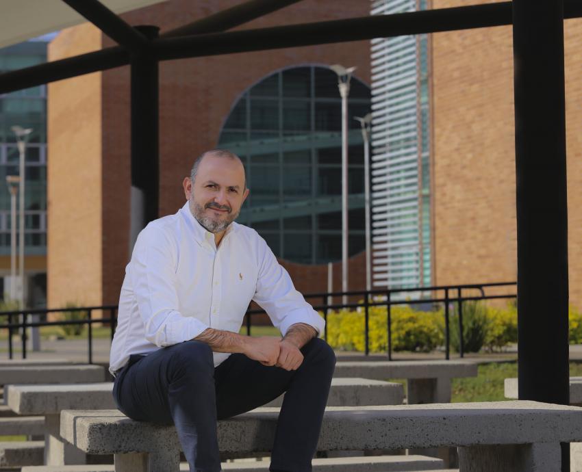 Otorga la Universidad de Valencia Doctorado “Honoris causa” al Rector de la UdeG