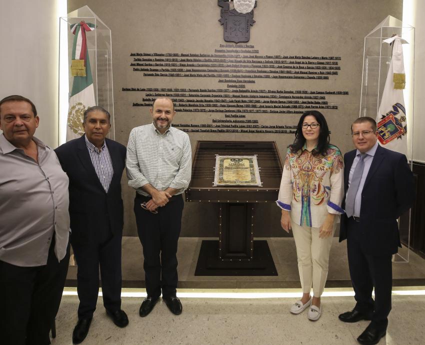 UdeG firma convenio con la Cumbre Mundial de Premios Nobel de la Paz