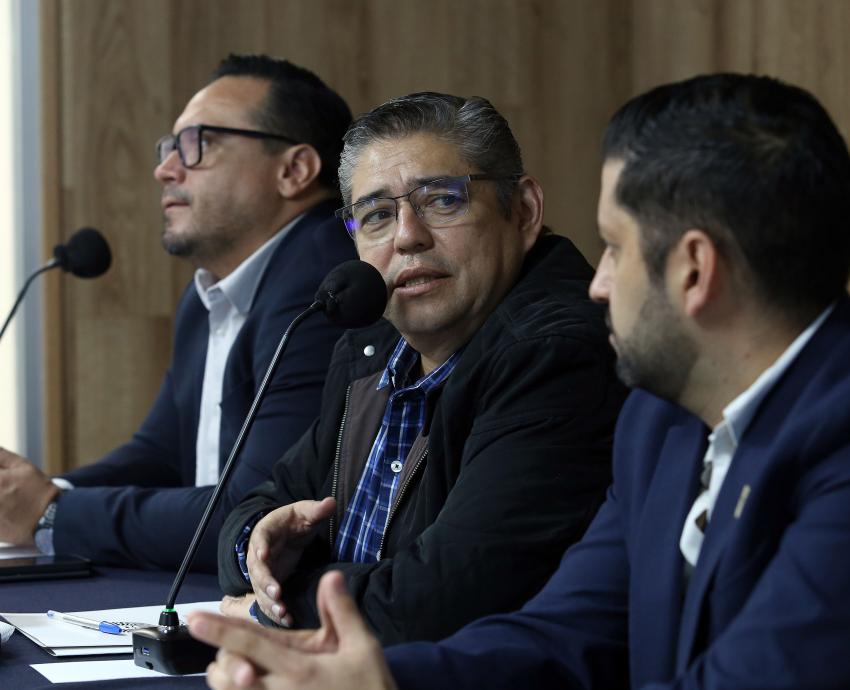 Urgen a estudiantes y egresados topógrafos a titularse ante la carencia de estos especialistas