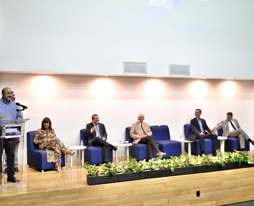 Universidades deben propiciar uso responsable y ético de las nuevas tecnologías