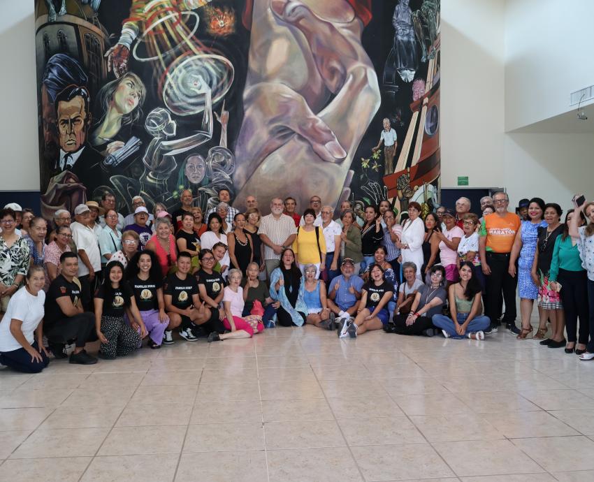 Regresan a CUCosta participantes del Sistema Universitario del Adulto Mayor
