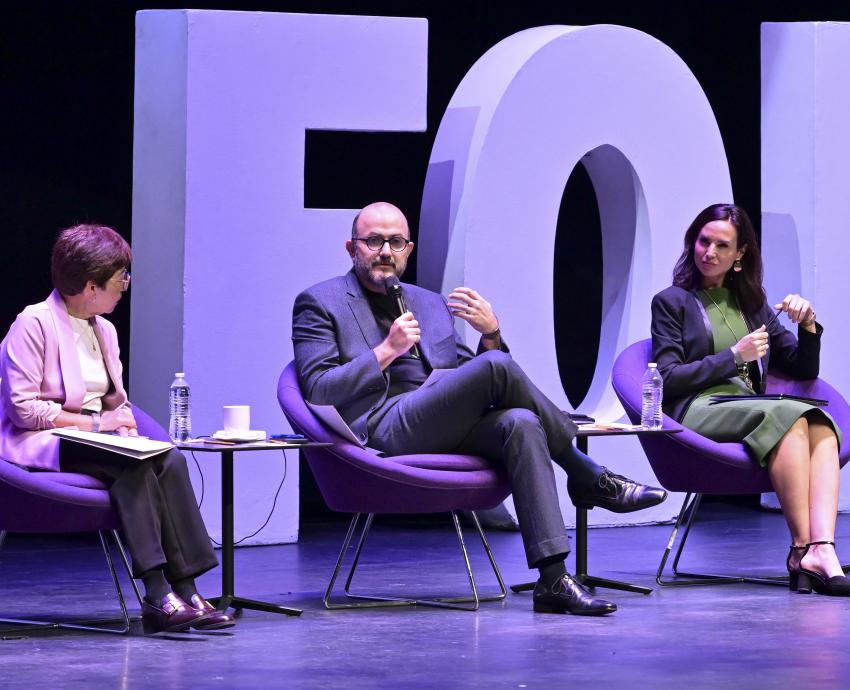 Humanismo a la par de tecnología deberá imperar en el futuro de la educación
