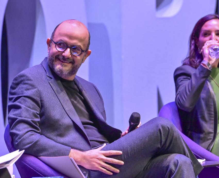 Humanismo a la par de tecnología deberá imperar en el futuro de la educación
