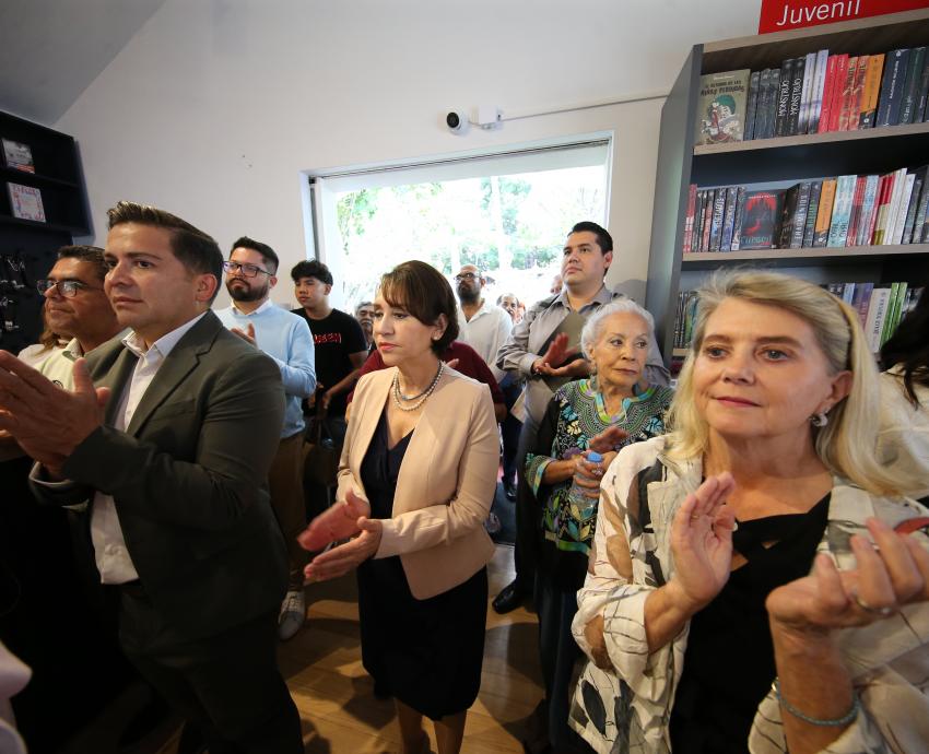 Inauguran Librería Carlos Fuentes en Chapala