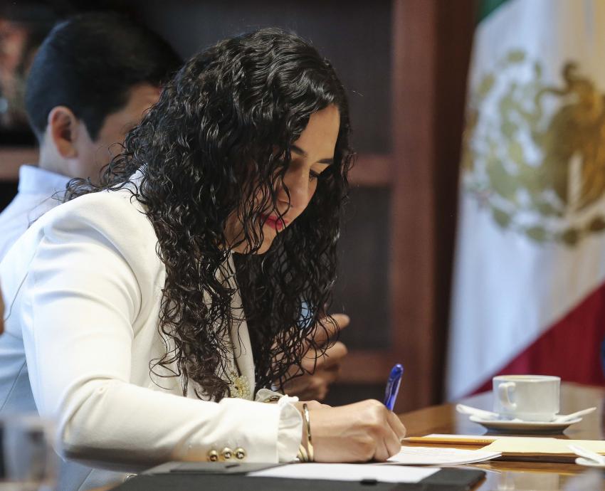 Entrega Ayuntamiento de Tapalpa a UdeG escrituras del Módulo de Tapalpa