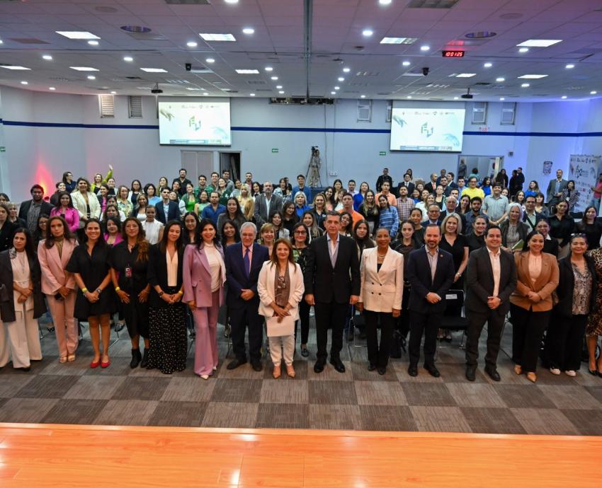 Inaugura CUCEA Foro Mundial de Relaciones Públicas, Protocolo y Eventos