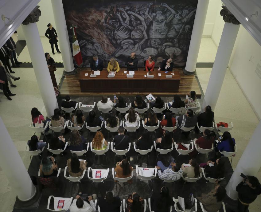 Certifican a personal de UdeG en atención a mujeres víctimas de violencia de género