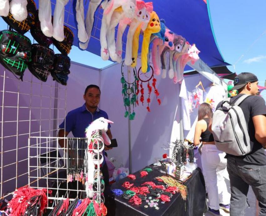 Regresa Enrédate 2024, feria de emprendimiento en el Politécnico “Jorge Matute Remus”